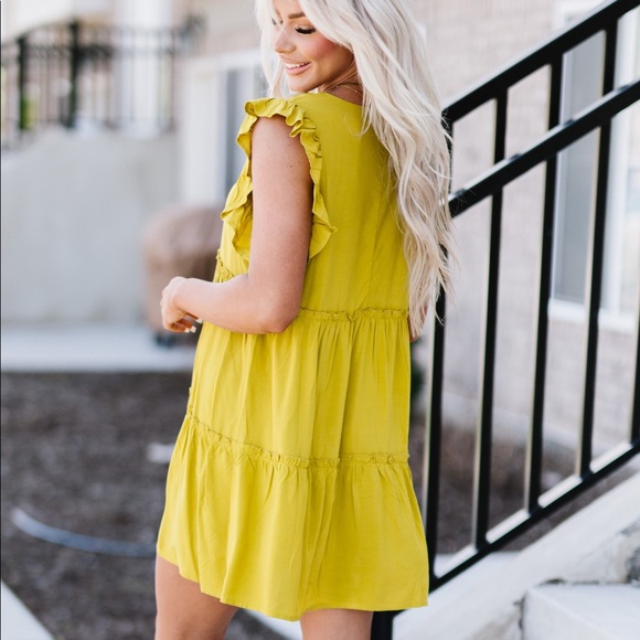 Zenana Call Me Later Tiered Mini Dress In Golden Wasabi - Picture 5 of 5